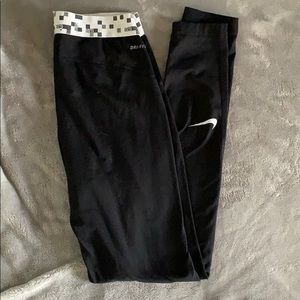 Nike Pro Dri-Fit Legging